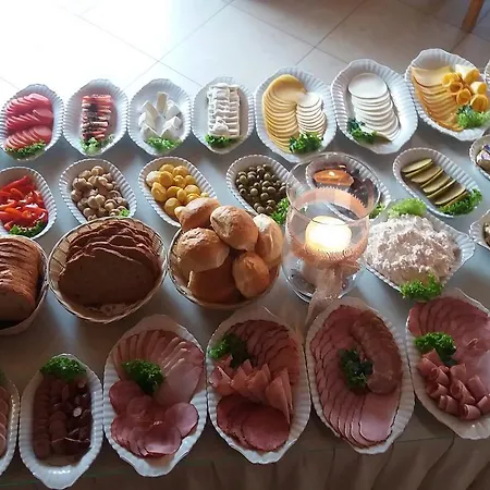 Krywan Bed & Breakfast 3*